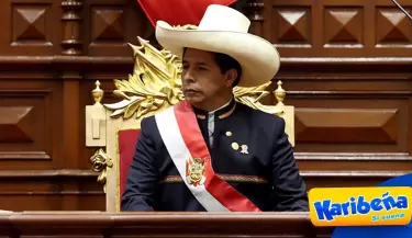 Presidente-Castillo-bota-a-Chaparron-el-breve