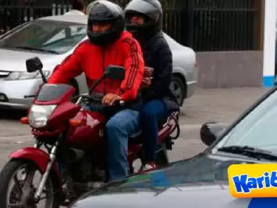 Anibal-Torres-indica-que-para-evitar-robos-buscan-que-solo-uno-viaje-en-moto