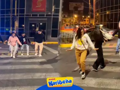 Kiara-Lozano-y-Lesly-Aguila-se-unen-a-la-tendencia-del-TikTok-con-Huayno-Ancashino