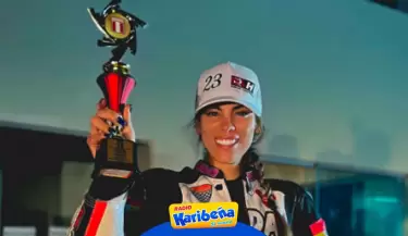 Ada Martnez gana premio en el campeonato nacional de moto velocidad