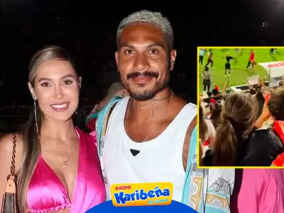 Ana Paula Consorte y Paolo Guerrero demuestran su amor tras partido con Nicaragua.