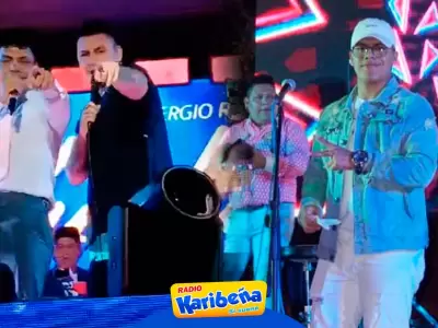 Chechito y Farik Grippa cantando juntos