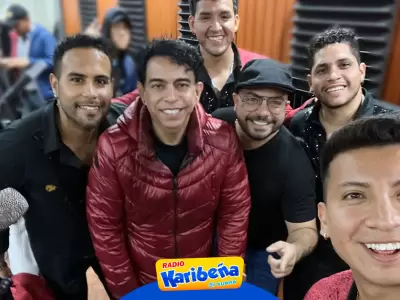 Ernesto Pimentel y Los 5 de Oro juntos en la Serenata de Radio Karibea