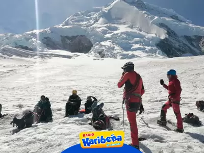 Encuentran cadver momificado de montaista en el nevado Huascarn