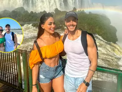 Mario Irivarren y Onelia Molina derrochan amor en las Cataratas de Iguaz.