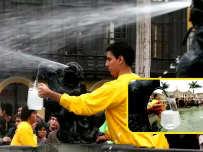 200 litros de Pisco en Plaza de Armas