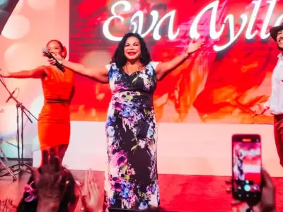 Eva Aylln celebra 54 aos de carrera artstica