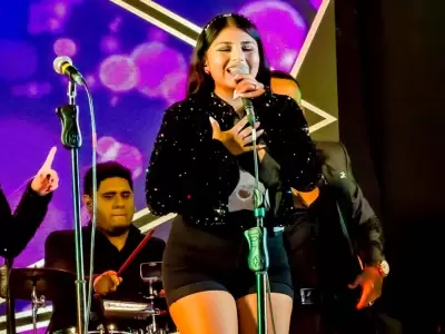 Nickol Sinchi estrena diez nuevos videoclips