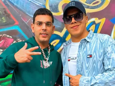 Chechito junto a Tito El Bambino