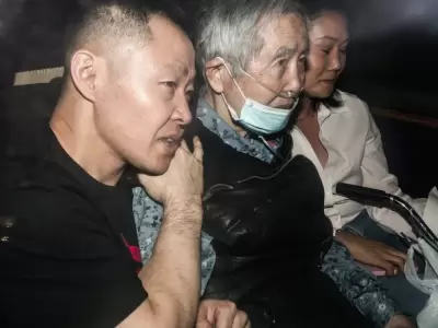 Kenji Fujimori lamenta la muerte de su padre