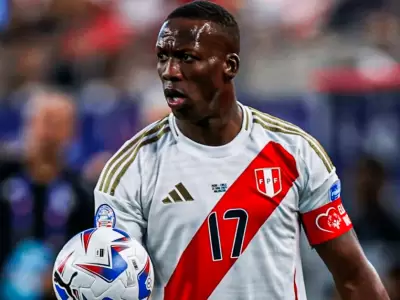 La Bicolor lanza importante anuncio sobre Luis Advncula