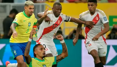 Per cae 4-0 ante Brasil en las Eliminatorias para el Mundial 2026.