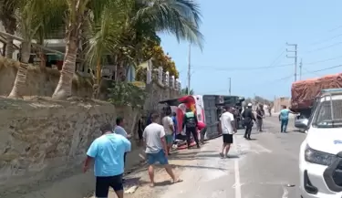 Accidente en Tumbes deja 20 heridos y un muerto