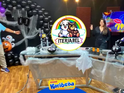 Iteria Bel Decoracin de Globos en cabina