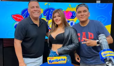 Dantes Cardosa presenta su tema en Ke Rica Maana