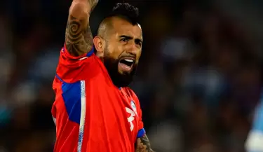 Arturo Vidal lanza fuerte advertencia a hinchas peruanos