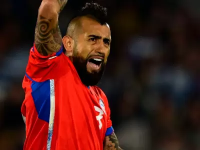 Arturo Vidal lanza fuerte advertencia a hinchas peruanos