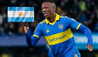 Luis Advncula es oficialmente ciudadano argentino.