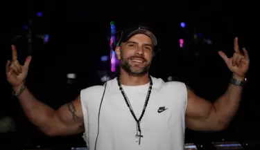 Muere famoso DJ en accidente de motocicleta