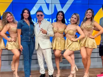 Papilln puso a bailar a todos con su nuevo tema 'El Telfono' en vivo por TV