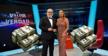 Carlos Vlchez celebra el amor y la estabilidad con Melva Bravo.