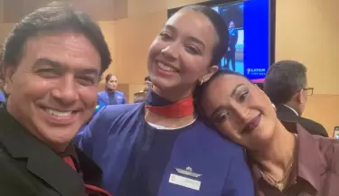 Farid Ode y Mariella Zanetti felices por graduacin de su hija