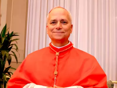 Cardenal con DNI peruano Robert Prevost podra ser el prximo papa.