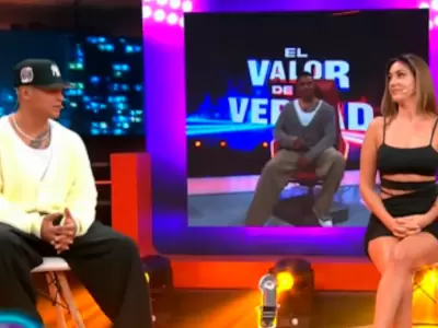 Tilsa Lozano le dice a Jonathan Maicelo que no le cree y l le responde con todo en vivo.