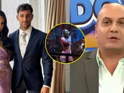 Gloria Palao se luce en Karaoke.