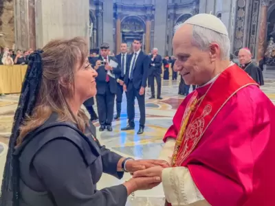 Dina Boluarte se rene con el papa Len XIV