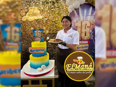 Pollera 'El Man' en el 16 Aniversario de radio Karibea.