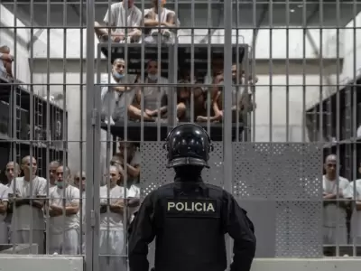 Presos peruanos iran al CECOT, en El Salvador