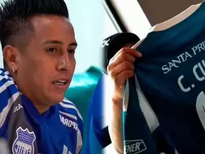As Christian Cueva fue presentado en Emelec