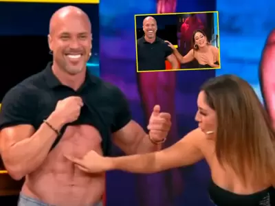 Bruno Agostini enciende el set con Tilsa Lozano con piropos, toques y retos en vivo.