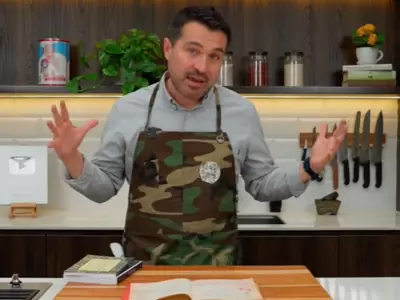 Giacomo Bocchio arremete contra las personas gordas