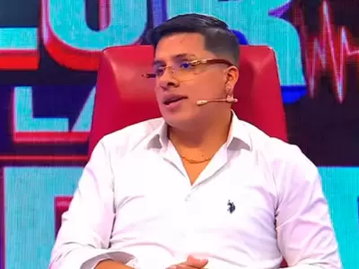 Chechito se sentar en el silln rojo de EVDLV.