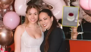 Melissa Klug se emociona por el logro de Melissa Lobatn.