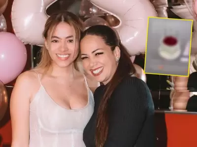 Melissa Klug se emociona por el logro de Melissa Lobatn.