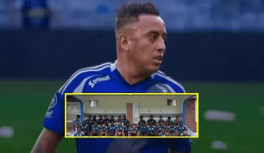 Christian Cueva y compaeros protestan contra Emelec