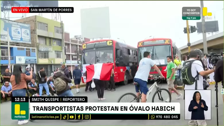 Transportistas protestan en el valo Hbich. (Latina Noticias)