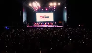 Son del Duke inici su gira por Europa.