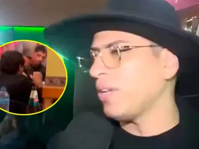 John Kelvin niega haber estado ebrio cuando fue retirado de local