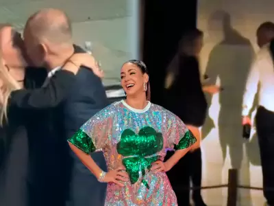 Jackson Mora deja atrs a Tilsa Lozano y se luce con misteriosa rubia.
