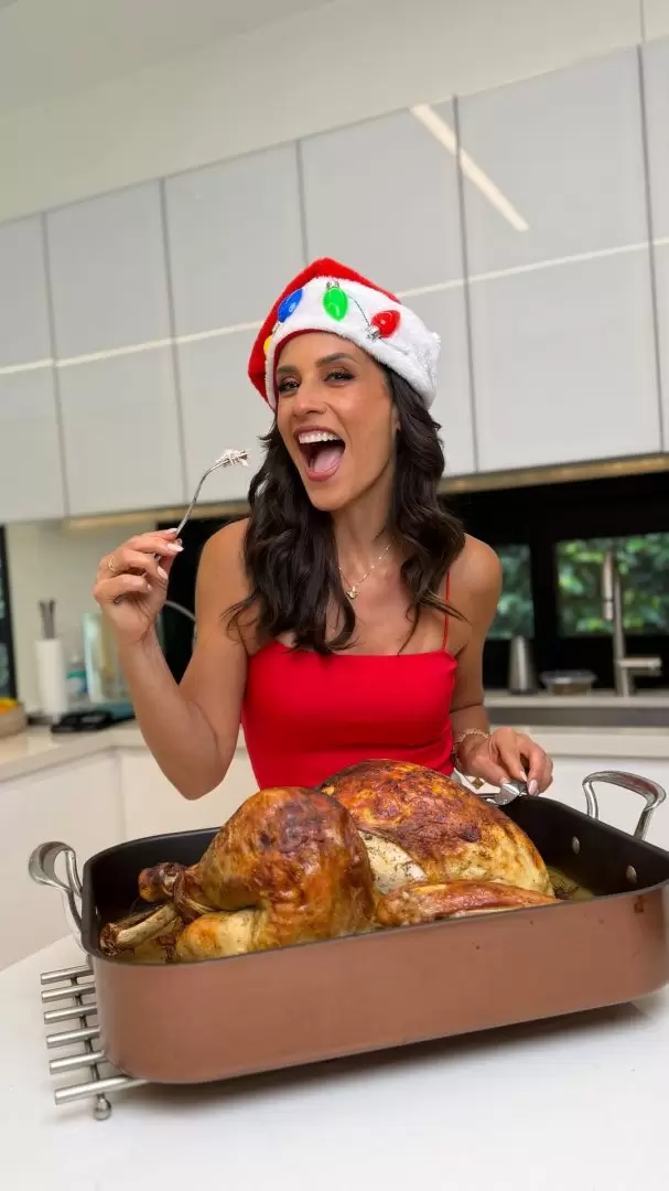 Mar�a P�a Copello se volvi� viral luego de revivir la receta del pavo navide�o de Magaly