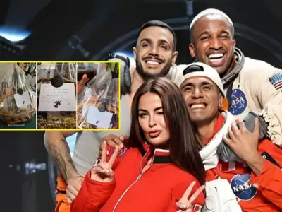 Jefferson Farf�n reparte canastas de Navidad a sus trabajadores por Navidad.