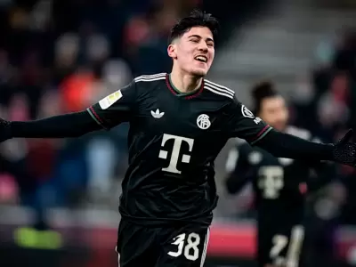 Felipez Ch�vez anot� su primer gol con el equipo principal del Bayern M�nich.