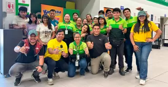 Tony Succar agradece el apoyo tras esc�ndalo en hotel de EE. UU. con su padre.