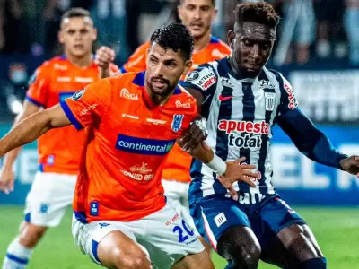Alianza Lima empat� a 2 de Mayo y qued� eliminado de la Copa Libertadores