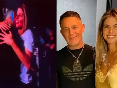 Alejandro Sanz abraza a Stephanie Cayo en pleno show y desata rumores de romance.