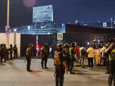 Al menos un fallecido y varios heridos tras banderazo de Alianza Lima.
